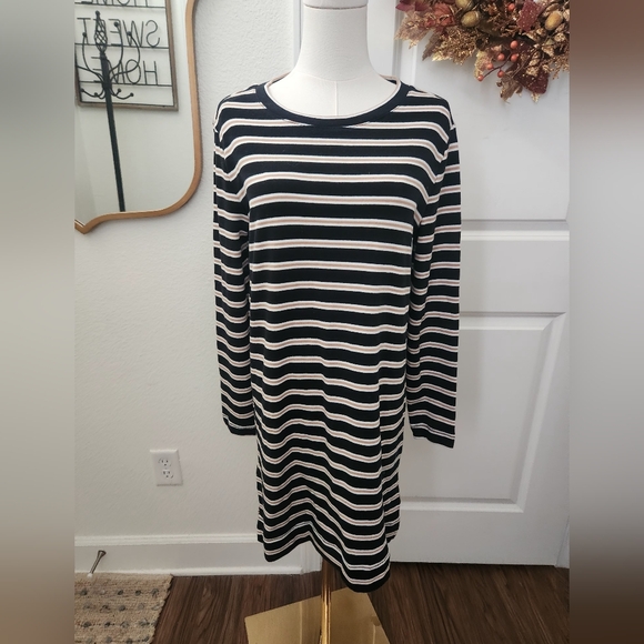 Lou & Grey Dresses & Skirts - Lou & Grey Striped Dress